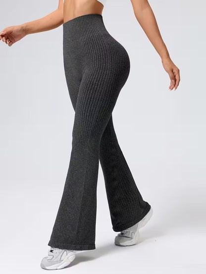 Gestreifte nahtlose Flare-Leggings