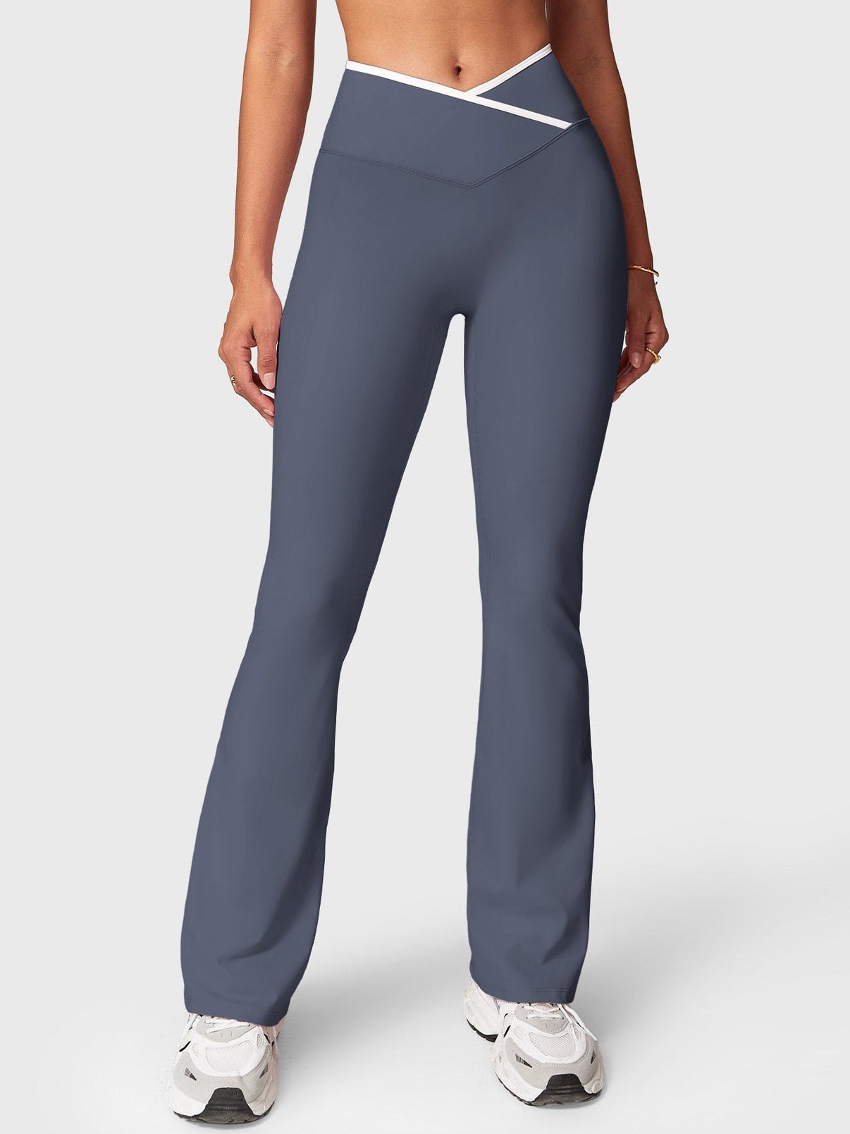 Ironfit Alberta Contrast Flare Leggings - Ironfit