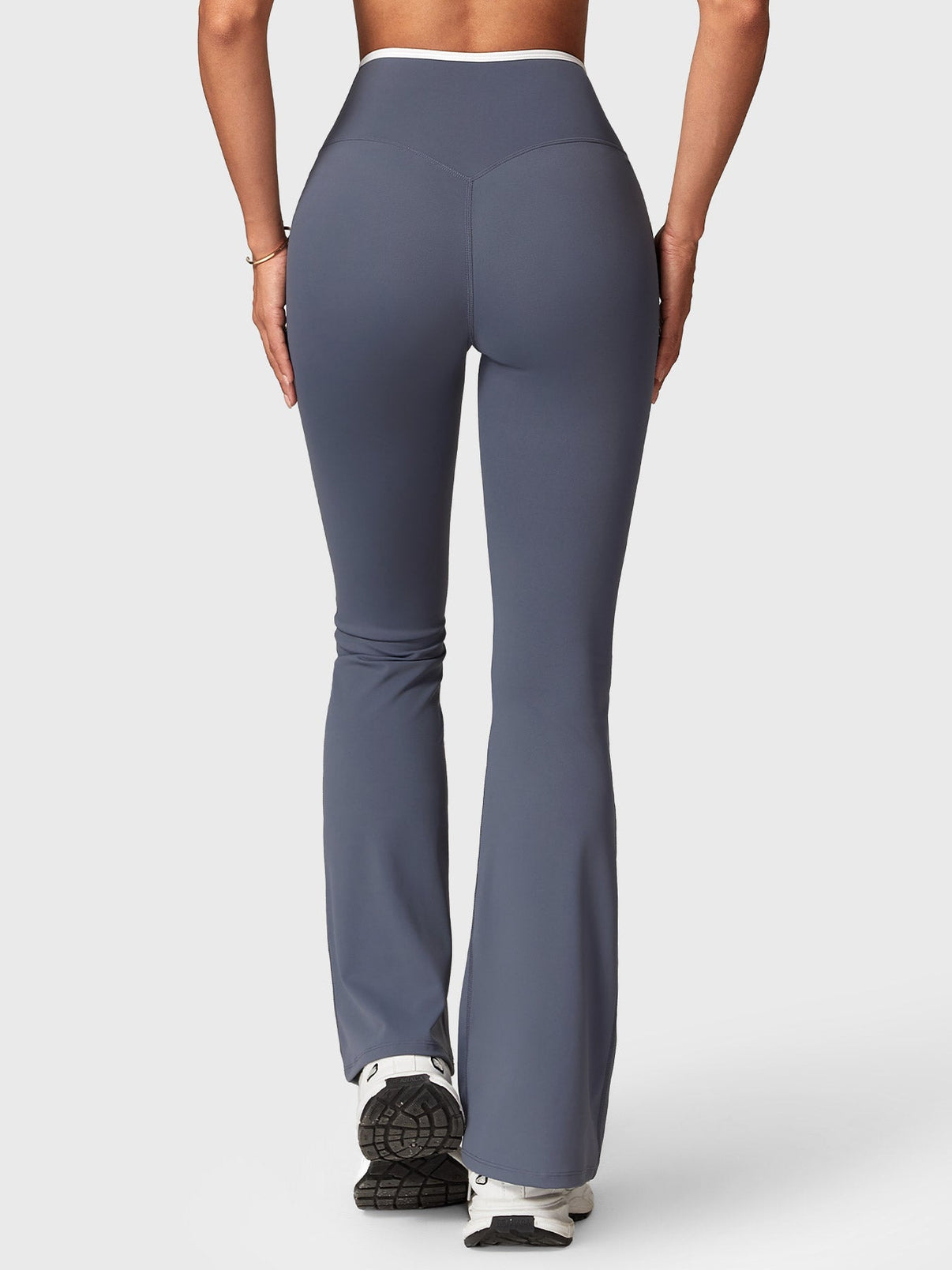 Ironfit Alberta Contrast Sports Set - Ironfit