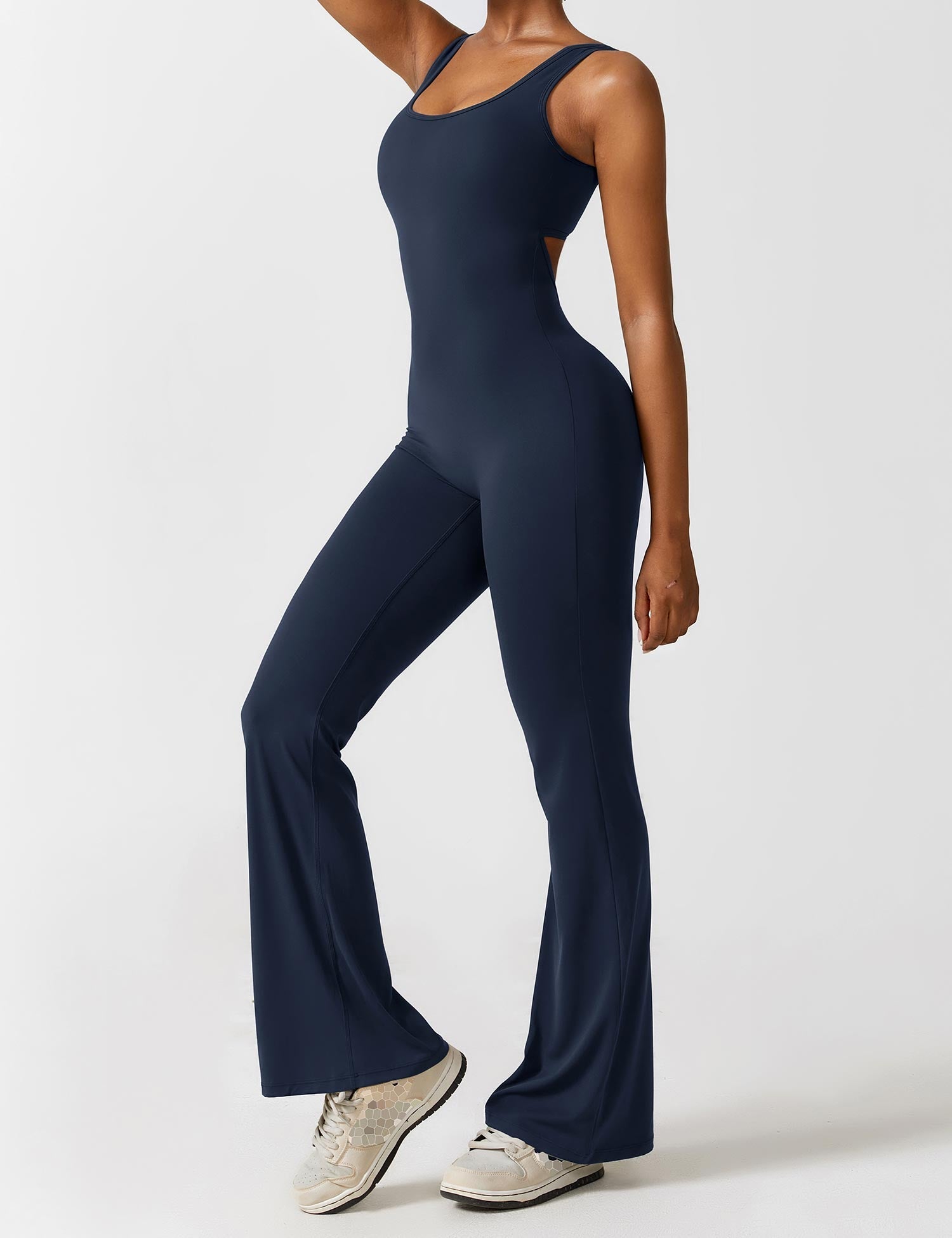 Ironfit Jumpsuit mit V - Rücken und Schlaghose - Ironfit