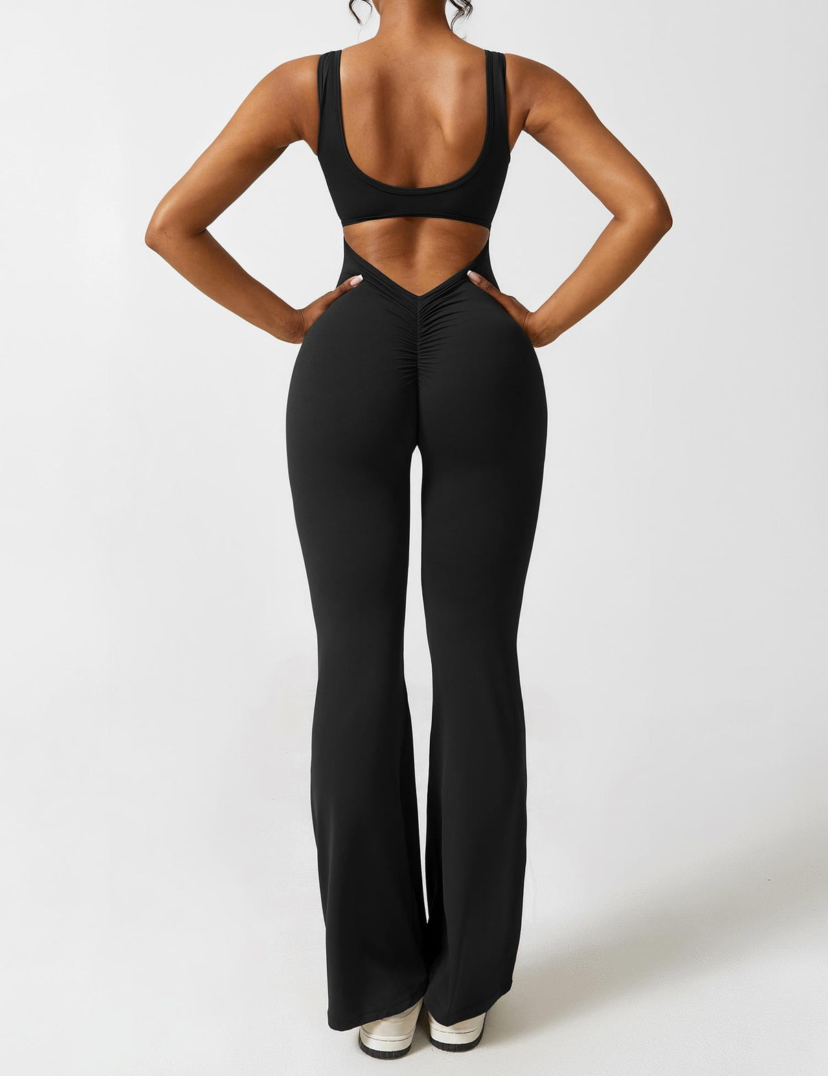 Ironfit Jumpsuit mit V - Rücken und Schlaghose - Ironfit