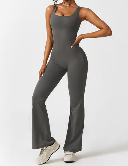 Ironfit Jumpsuit mit V - Rücken und Schlaghose - Ironfit