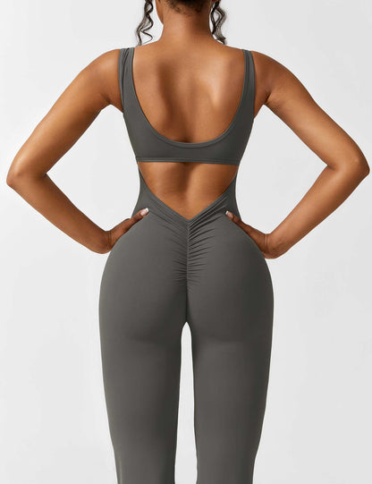 Ironfit Jumpsuit mit V - Rücken und Schlaghose - Ironfit