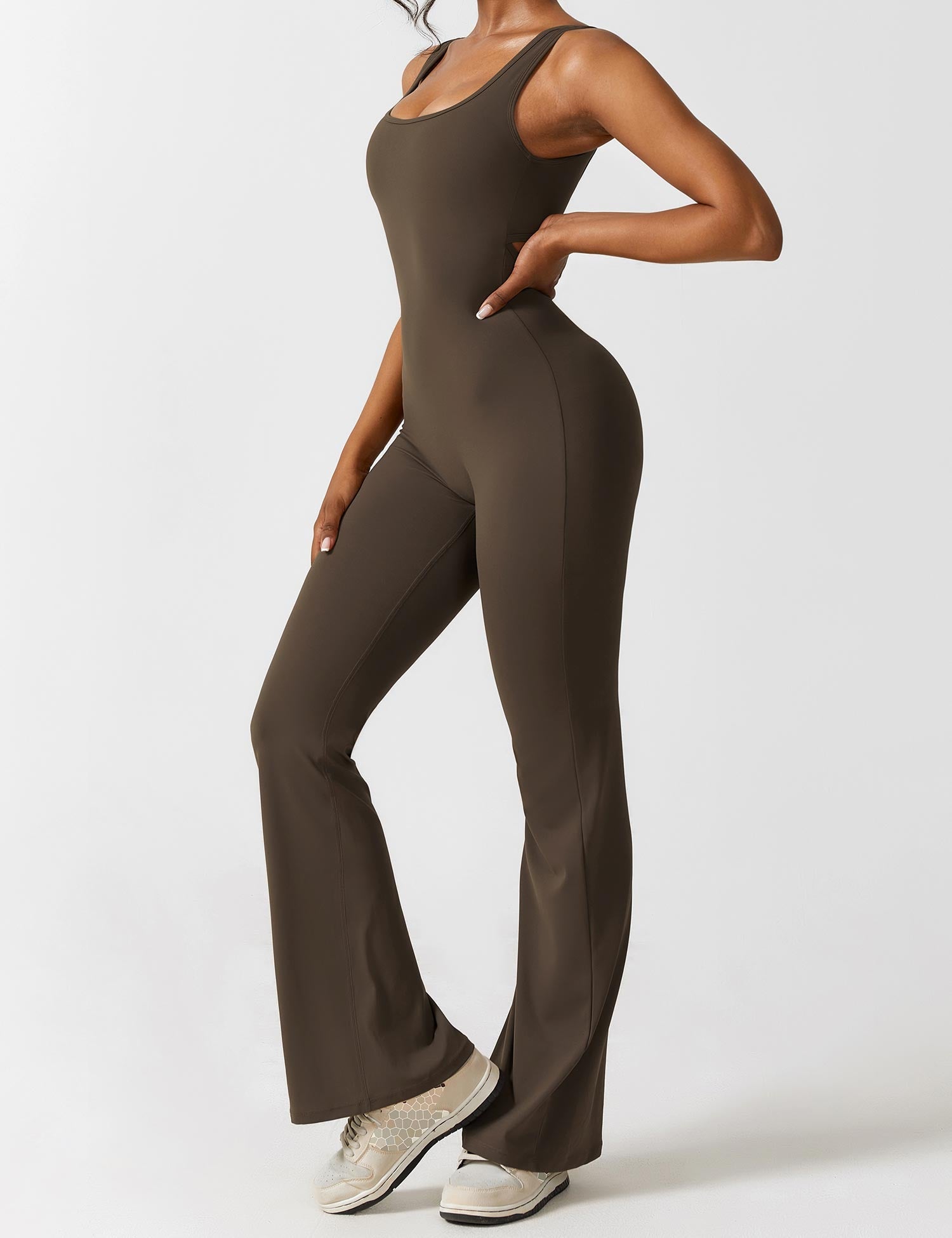 Ironfit Jumpsuit mit V - Rücken und Schlaghose - Ironfit
