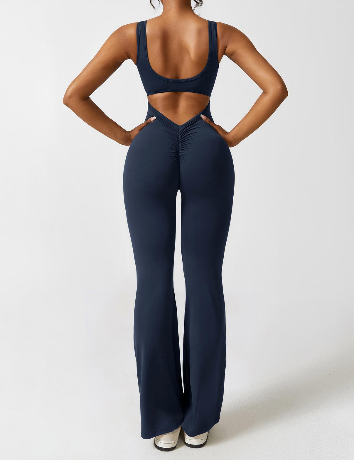 Ironfit Jumpsuit mit V - Rücken und Schlaghose - Ironfit