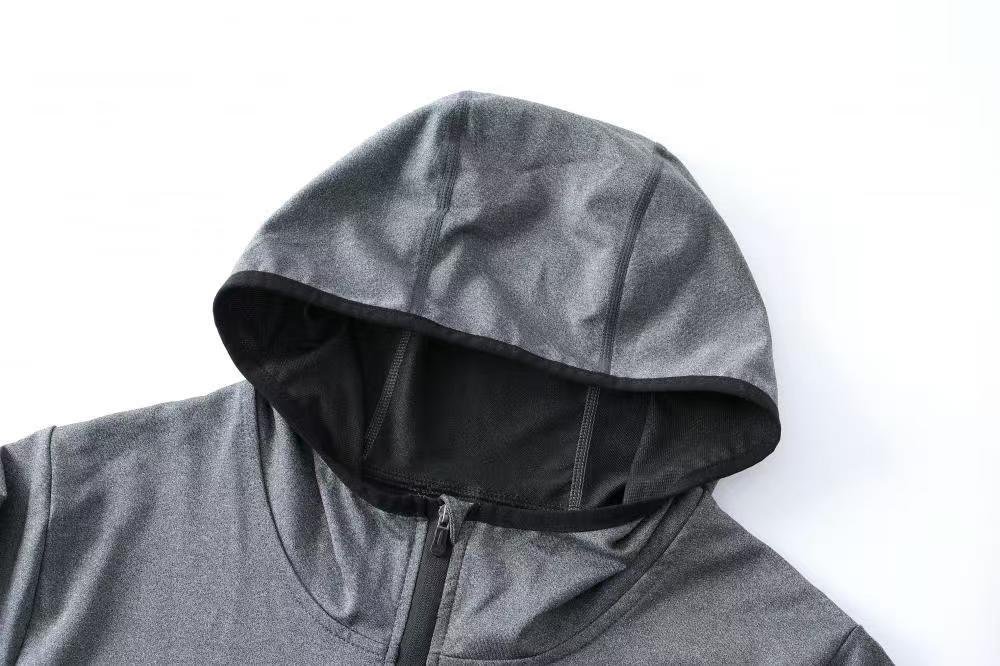 Langärmliges Kapuzenhemd - Gymfit