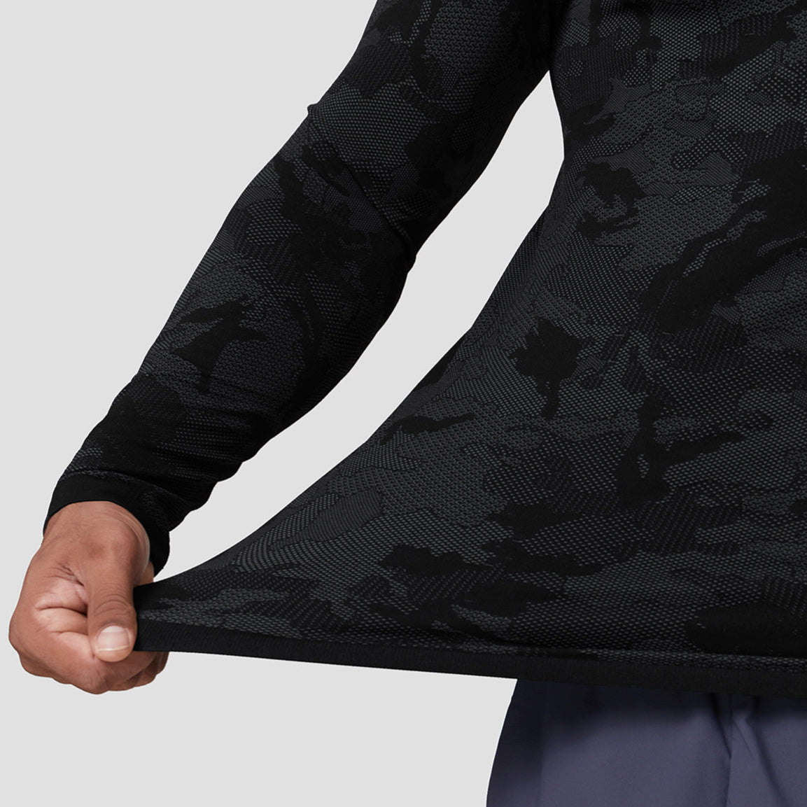 Seamless Camo Quick Dry Long Sleeve Shirt - Ironfit