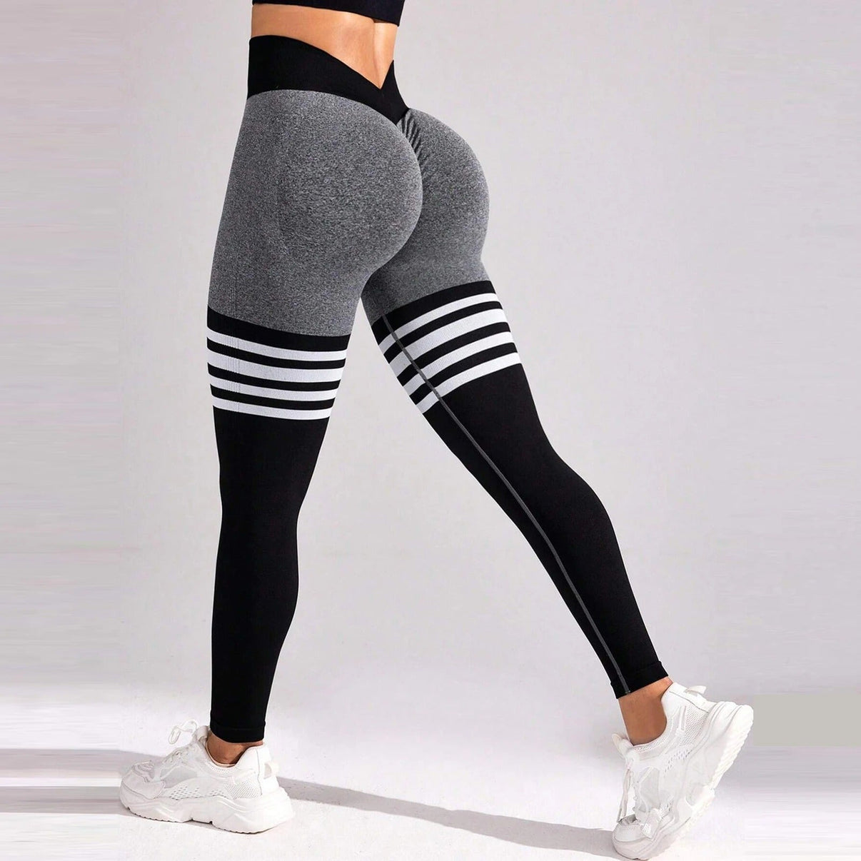 Nahtlose Leggings mit V-Rücken - Gymfit